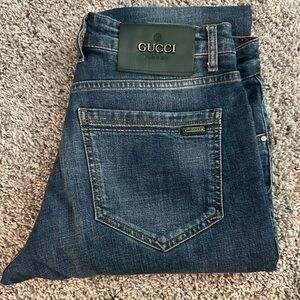 Gucci pants size 31